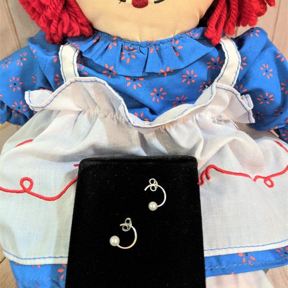 Sterling Silve Pearl Hoop Earrings - Picture 5 of 5